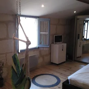 Duplex En Pierre Proche Des Arenes Arlés